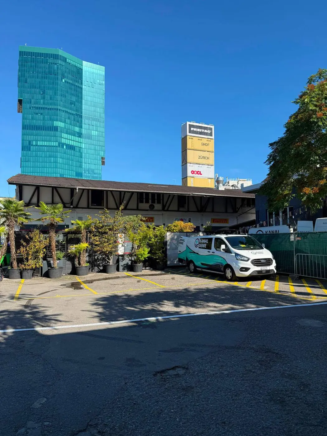KanalGenie Einsatzfahrzeug in Zürich